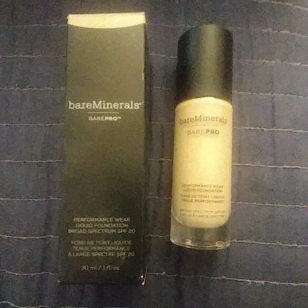Bareminerals bare pro foundation